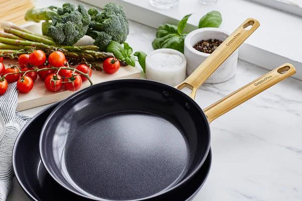 Best Non Stick Cookware: Your Ultimate Selection Guide non-stick pan