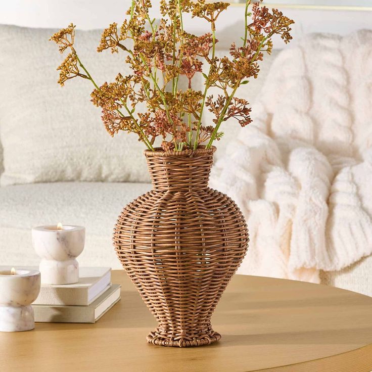 Woven vase