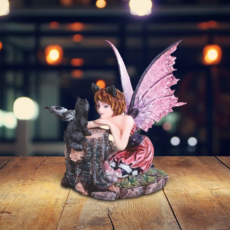 figurine