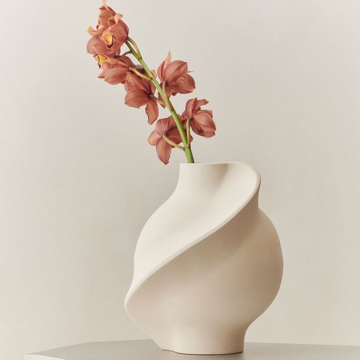 Flower vase