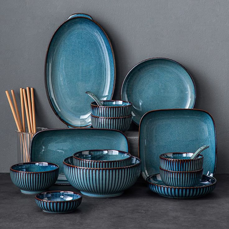 Ceramic dish set